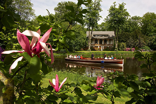 MS MARIE vor der Meiereivilla, Foto: Jochen Mönch